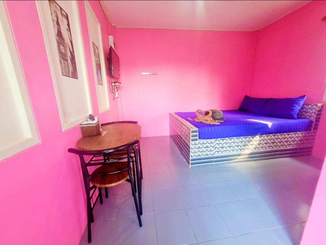 In Love Resort Chai Nat Εξωτερικό φωτογραφία